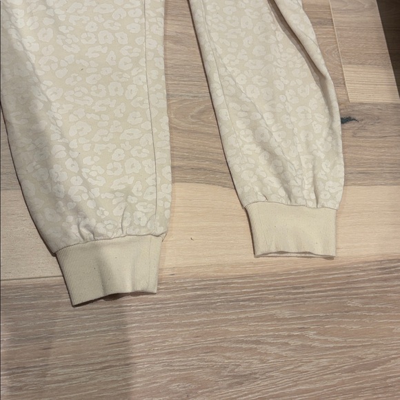 Leopard joggers - Picture 3 of 3